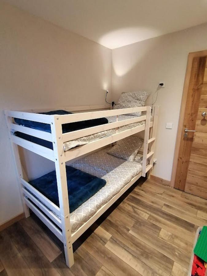 Chez Leon, Jacuzzi Et Sauna Des Le 1Er Septembre 2025 萨莫安斯 外观 照片