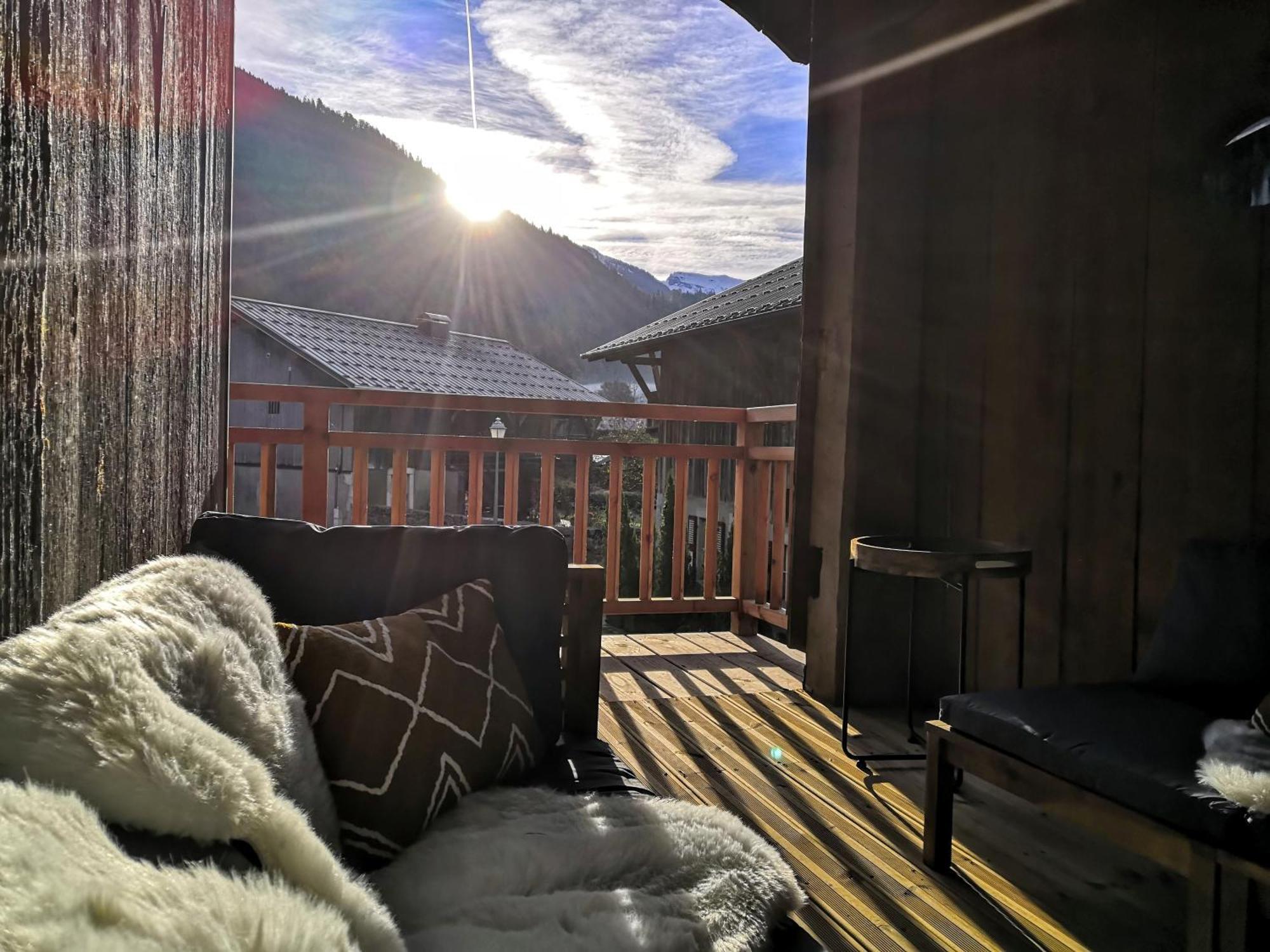 Chez Leon, Jacuzzi Et Sauna Des Le 1Er Septembre 2025 萨莫安斯 外观 照片