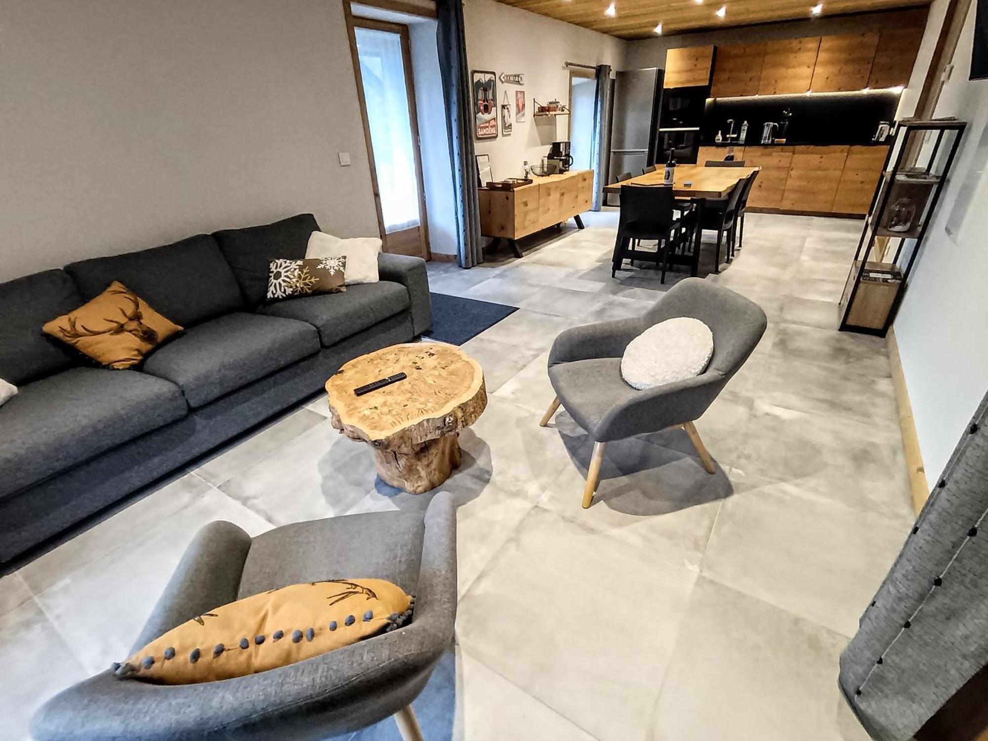 Chez Leon, Jacuzzi Et Sauna Des Le 1Er Septembre 2025 萨莫安斯 外观 照片
